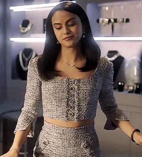 Veronica Lodge Outfits & Fashion on Riverdale 